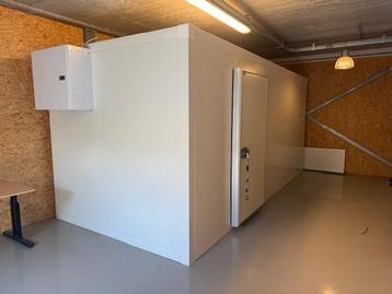 Koelcel 543 x 243 x 242 cm stekker klaar
