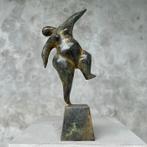 Statue de Dame Voluptueuse en Bronze Patiné - Bronze