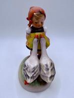 Goebel - Beeldje - TMK 4-5. No Reserve Price (4) - Porselein, Antiek en Kunst