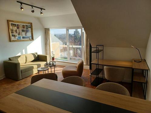 Appartement aan Avenue des Tourterelles, Woluwe-Saint-Pierre, Immo, Appartementen en Studio's te huur, 50 m² of meer