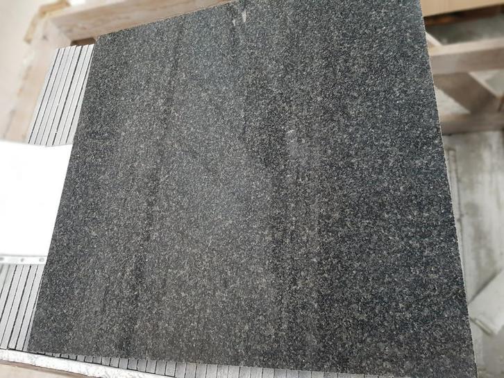 Dalles Jasberg poli 60x60x1,5 cm 17,50 m² liquidation stock, Doe-het-zelf en Bouw, Tegels, Ophalen