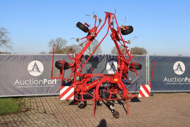 Veiling: Hooischudder Lely Lotus Stabilo 2006, Articles professionnels, Agriculture | Outils, Enlèvement