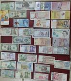 Wereld. - 33 banknotes - various dates  (Zonder