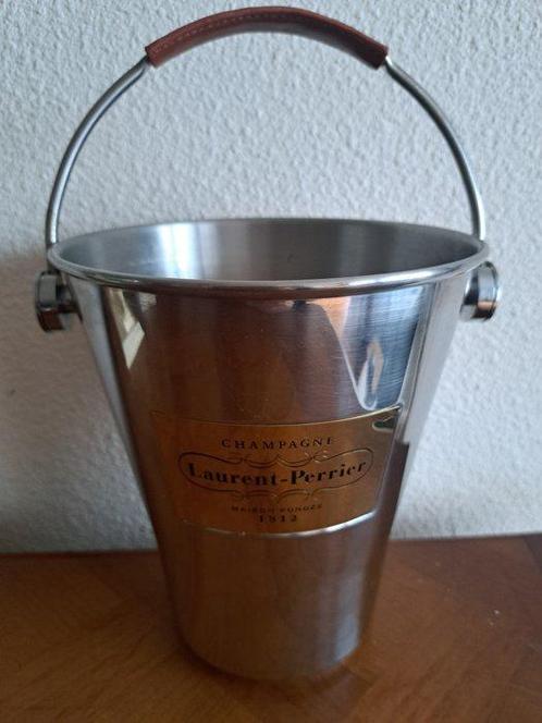 Laurent-Perrier - Champagne koeler - Zilver metaal - Laurent, Antiek en Kunst, Antiek | Keukengerei