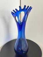 Vaas - Glas - Blauwe met de hand geblazen glas, Antiek en Kunst