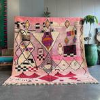 Roze moderne Berber Marokkaanse Boujad wollen vloerkleed -