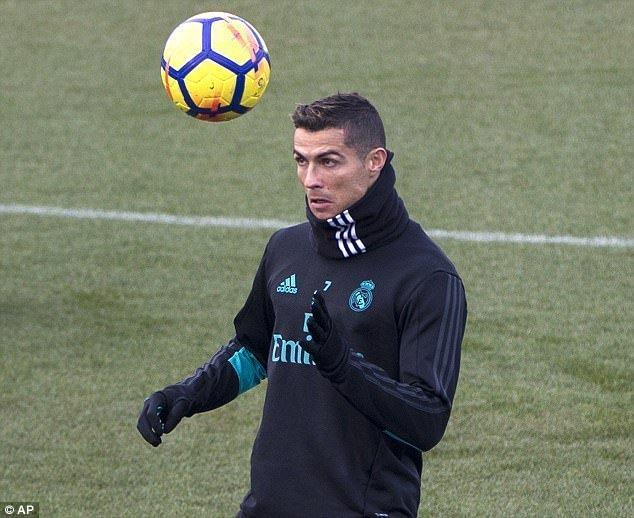 Real Madrid - 2017 - Sportuniform, Verzamelen, Overige Verzamelen