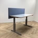 Tweedehands Aspa Zit-sta bureau met akoestische wand blauw,, In hoogte verstelbaar, Gebruikt, Stabureau