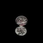 Oud-Romeins Granaat Intaglio met Pegasus
