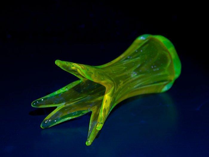 Bullicante Vintage Alexandrite Glass - Vase - Verre, Antiek en Kunst, Antiek | Glaswerk en Kristal