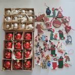 Kerstbal ornament (61) - Kerstversiering van hout en glas -