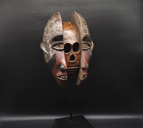 Ongelooflijk masker - Kongo vili - DR Congo  (Zonder, Antiek en Kunst, Kunst | Niet-Westerse kunst