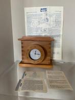 Mantel klok - Alessi - Michael Graves - Modern Legno tek -