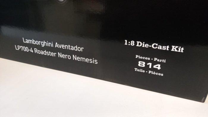 Pocher 1:8 - Modelauto - Lamborghini Aventador LP700-4, Hobby en Vrije tijd, Modelauto's | 1:5 tot 1:12