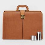 Valentino - Valentino Garavani Tan Leather Doctor-Style, Handtassen en Accessoires, Tassen | Damestassen, Nieuw