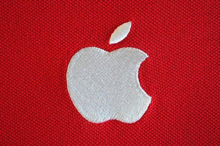 Apple Apple Inc. Polo – Collectible Employee Shirt – Red –, Games en Spelcomputers, Spelcomputers | Overige Accessoires