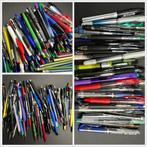 X - Huge Lot of Over 400 Vintage and Modern Pens & Pencils -, Verzamelen, Nieuw