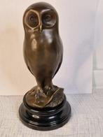 J.B. - Beeld, Bronzen uil op marmeren voet milo - 26 cm -, Antiek en Kunst