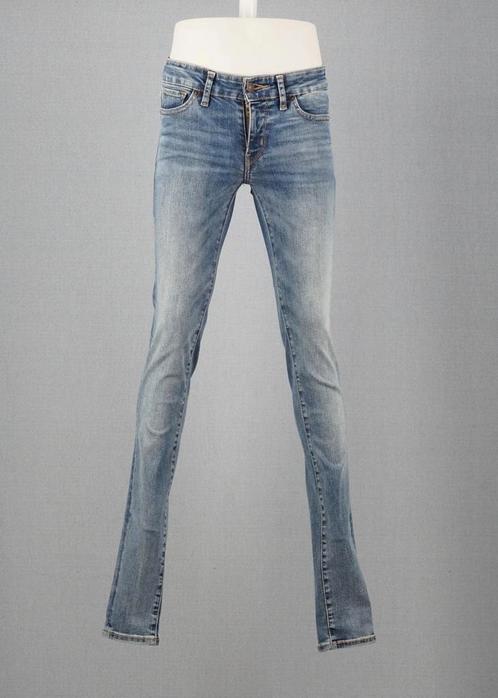 Vintage Skinny Levis 711 Blue size 22 / 32, Kleding | Heren, Spijkerbroeken en Jeans, Ophalen of Verzenden