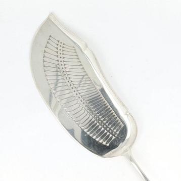B.H. Driesen - (grote) Visschep - Service à poisson - Argent