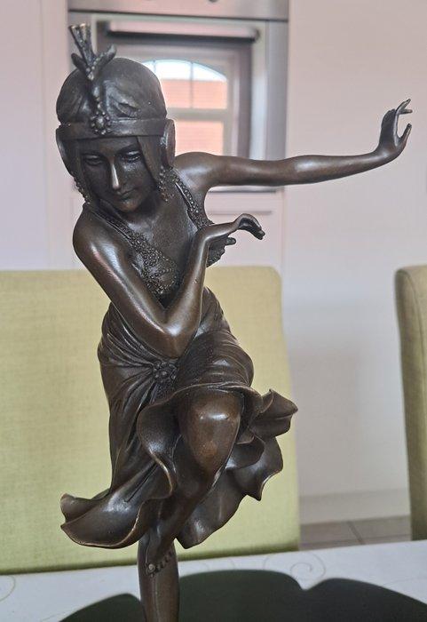 Statue, Bronzen hindoe danseres op sokkel - 3,2 kg - 40 cm -, Antiek en Kunst, Curiosa en Brocante