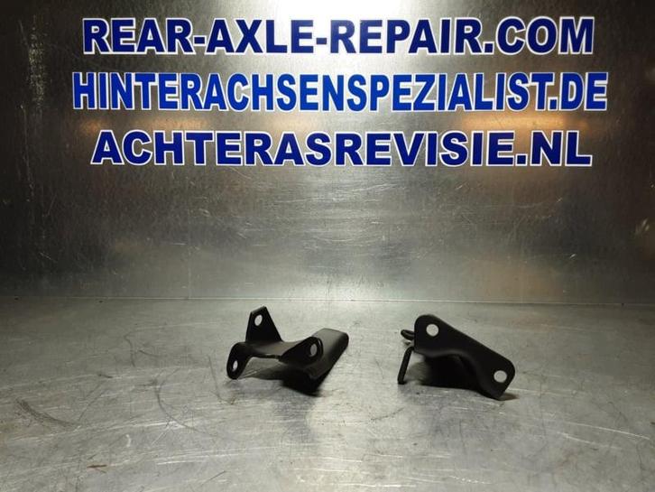 Opel CIH motorsteunen links en rechts. (motorruimte), Auto-onderdelen, Motor en Toebehoren, Gebruikt, Opel, Verzenden