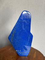 Lapis Lazuli, Koninklijk blauw ruim 2 kg! Vrije vorm -