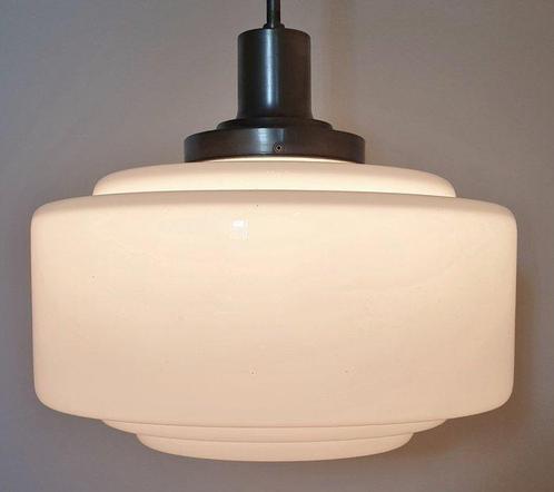 Lamp - Opaline glas, Antiek en Kunst, Kunst | Designobjecten