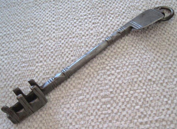 Hebe - Schiebeschlüssel Zahnbürstenschlüssel Key Mittelalter, Antiek en Kunst, Antiek | Overige Antiek