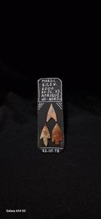 Neolithisch Vuursteen collectie op kader, pijlpunt, Sahara,, Antiek en Kunst