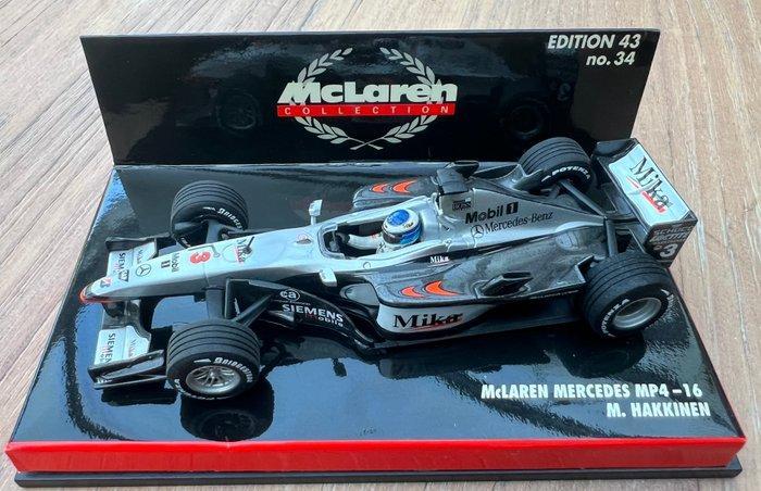 Minichamps 1:43 - Model raceauto (2) - McLaren Mercedes, Hobby en Vrije tijd, Modelauto's | 1:5 tot 1:12