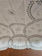 Tafelkleed (19) - 390 cm - 175 cm - Oude borduursels, Antiek en Kunst