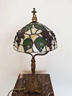 Tafellamp - Tiffany Stijl - Glas-in-lood, Legering, Antiek en Kunst