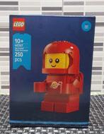 Lego Set - 40767 - Classic Space - Up-Scaled Baby Astronaut, Enfants & Bébés