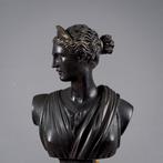 A. Gianelli - Beeld, Diana - 23 cm - Gepatineerd brons