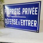 Bolvormig Verbodsbord, Propriete Privee, Emaille Bord,