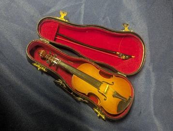 Boîte à musique - Asie - 1960-1970 - Violon miniature