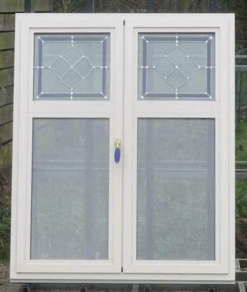 aluminium raam , chassis , venster 118 x 145 met loodglas, Ophalen of Verzenden, Raamkozijn