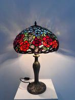 Stile Tiffany - Tafellamp - Glas-in-lood, Antiek en Kunst, Curiosa en Brocante