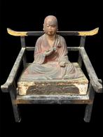 Butsudan - Hout - 1850-1900 - een paar houten zitmeubels, Antiek en Kunst
