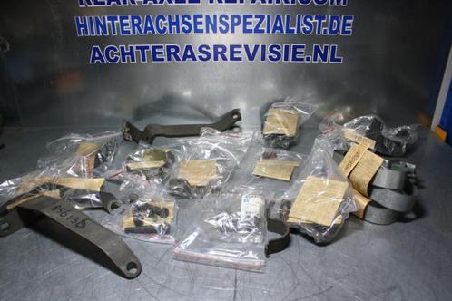 Diverse Opel Kadett D, Ascona C onderdelen. (motorruimte), Autos : Pièces & Accessoires, Moteurs & Accessoires, Envoi
