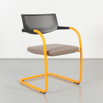 Vitra Visavis vergaderstoel, bruin, sledeframe, Huis en Inrichting, Stoelen, Ophalen of Verzenden, Gebruikt