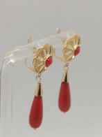 Hangoorbellen - 18 karaat Geel goud Koraal