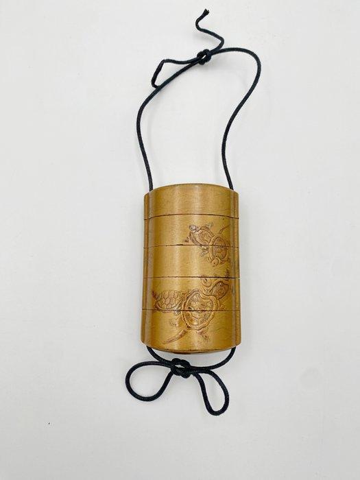 Antieke goud Inro maki-e zwemmende schildpad makie sagemono, Antiek en Kunst, Antiek | Overige Antiek