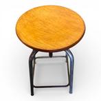 Kruk - Smeedijzer - Vintage industriële kruk, Antiek en Kunst