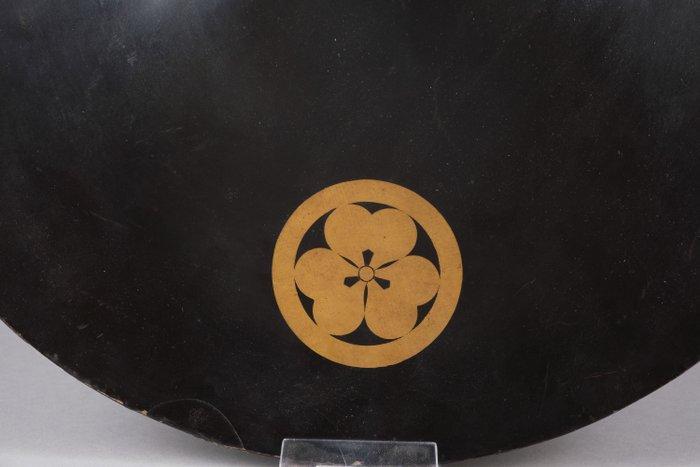 Ichimonji  jingasa  (samurai oorlogshoed) - Gelakt, Antiek en Kunst, Antiek | Overige Antiek
