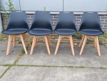 Lina® Bella - Velvet Eetkamerstoelen - Set van 4 - €125 beschikbaar voor biedingen