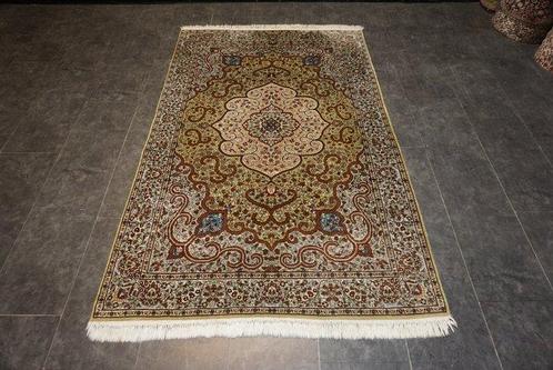 Gohm - Tapis - 215 cm - 137 cm, Huis en Inrichting, Stoffering | Tapijten en Vloerkleden