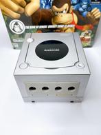 Nintendo - Nintendo GameCube Console + Donkey Kong Jungle