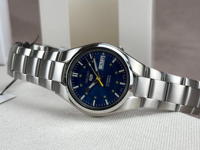 Seiko - 5 - Automatic Day Date - Seiko 5 - Zonder, Handtassen en Accessoires, Horloges | Heren